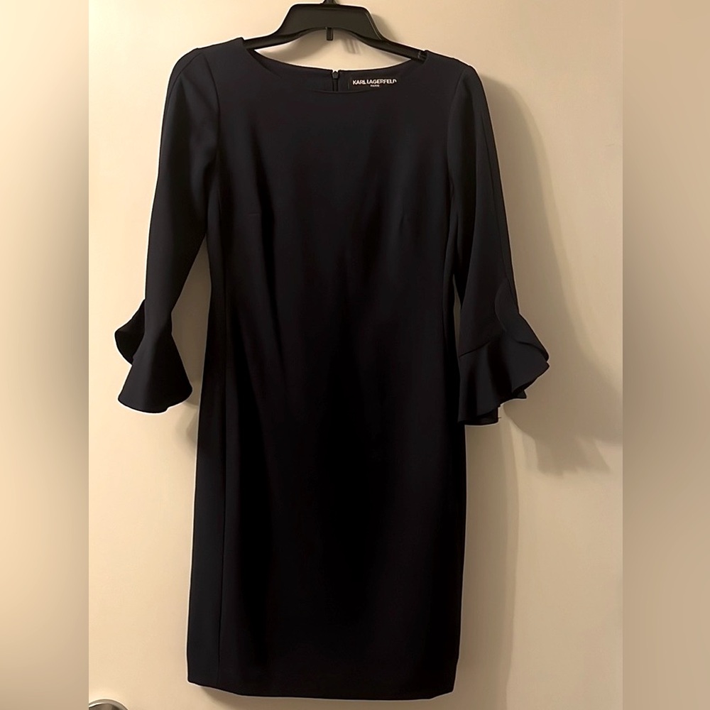 Purchased event wore dress once.